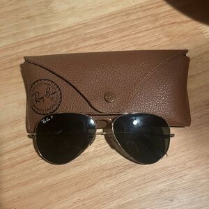 Ray-Ban Gold Frame Aviator Sunglasses